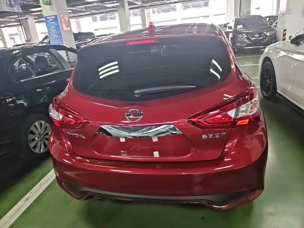 Nissan Tiida 2025