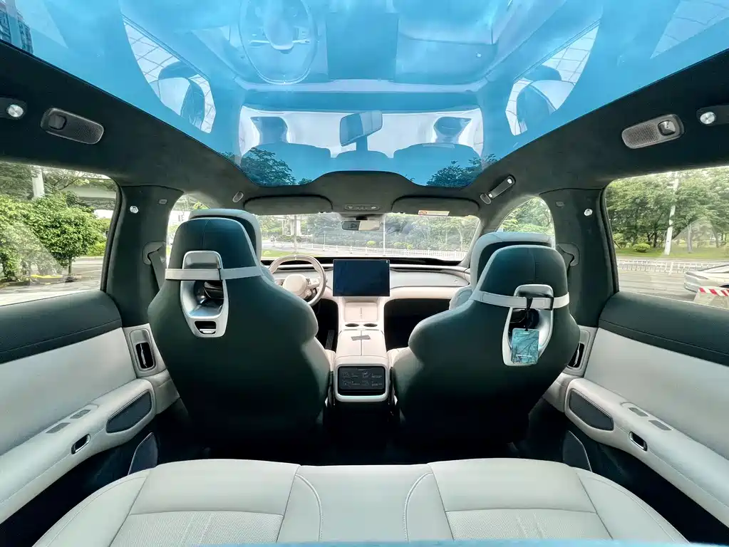 Xiaomi YU7 2025 — фото 16