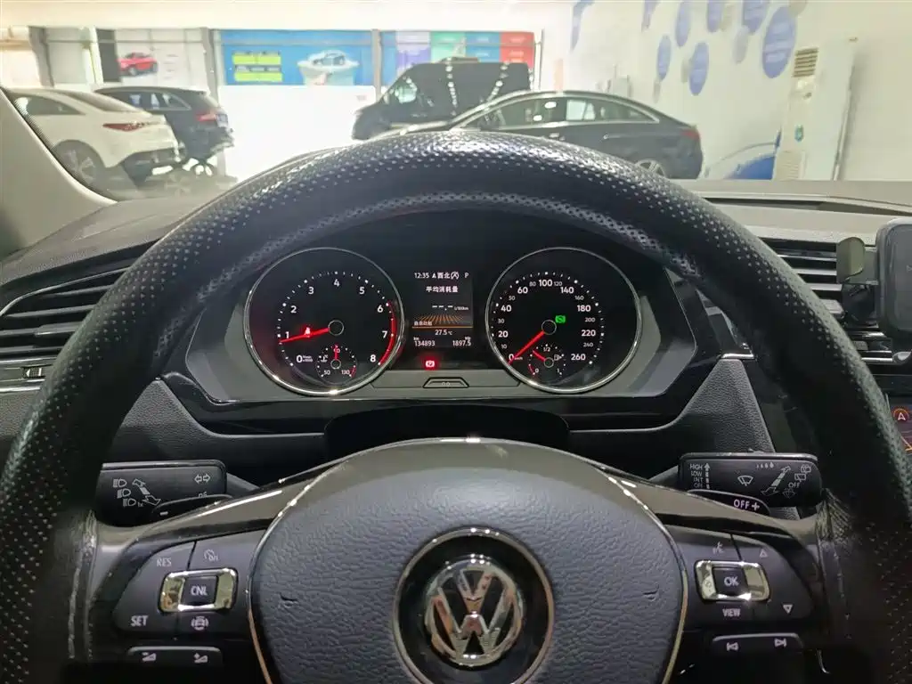 Volkswagen Tiguan L 2019 — фото 4