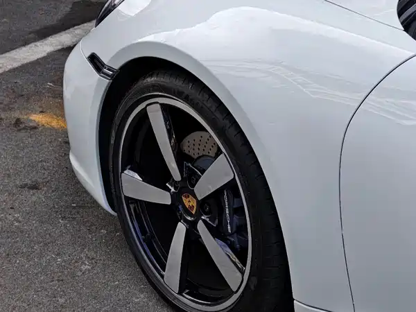 Porsche 911 2024