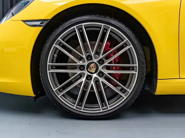 Porsche 911 2016