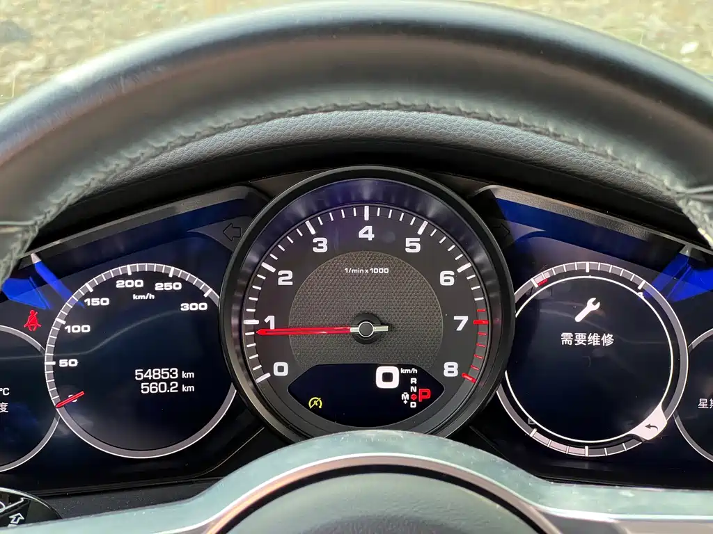 Porsche Panamera 2018 — фото 18