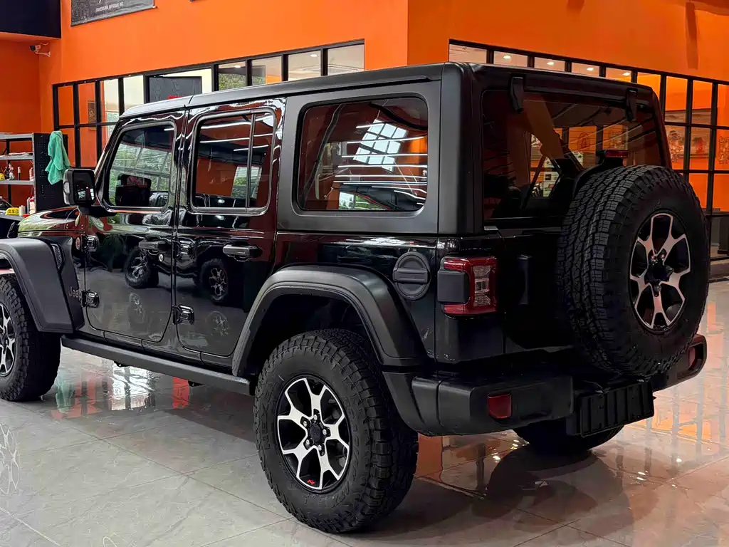 Jeep Wrangler 2024 — фото 4
