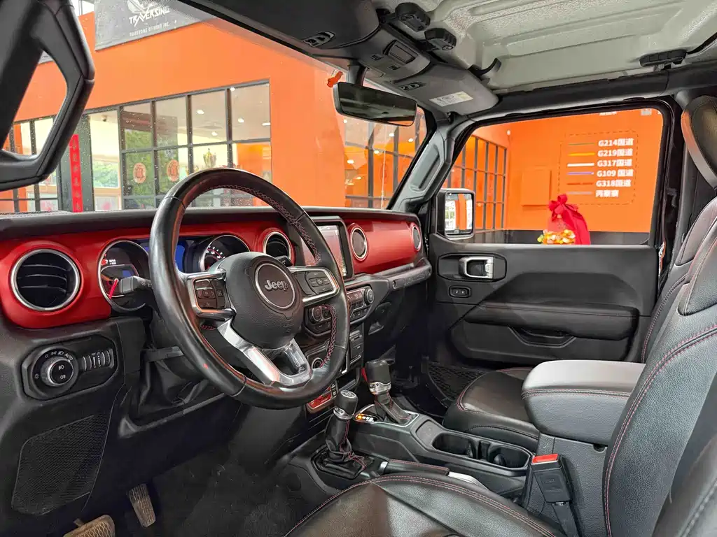 Jeep Wrangler 2024 — фото 14
