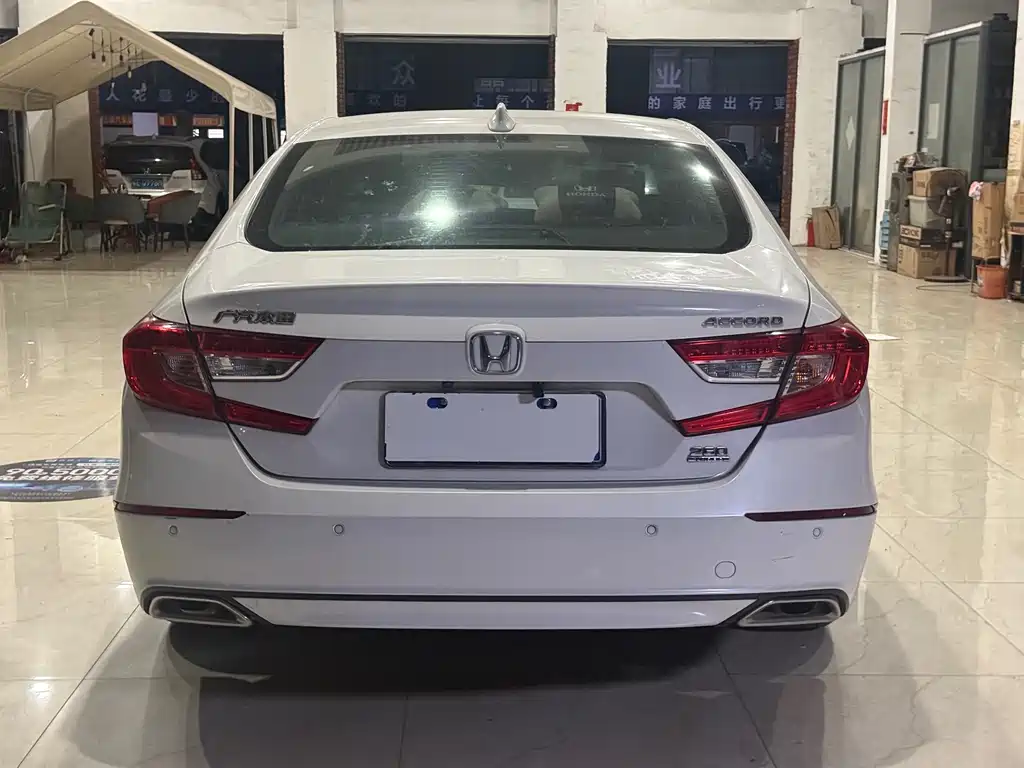 Honda Accord 2020 — фото 8