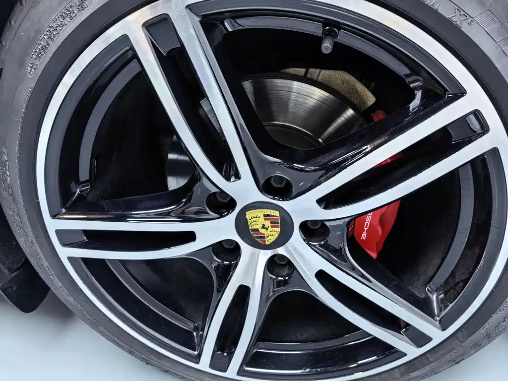 Porsche Panamera 2020 — фото 17