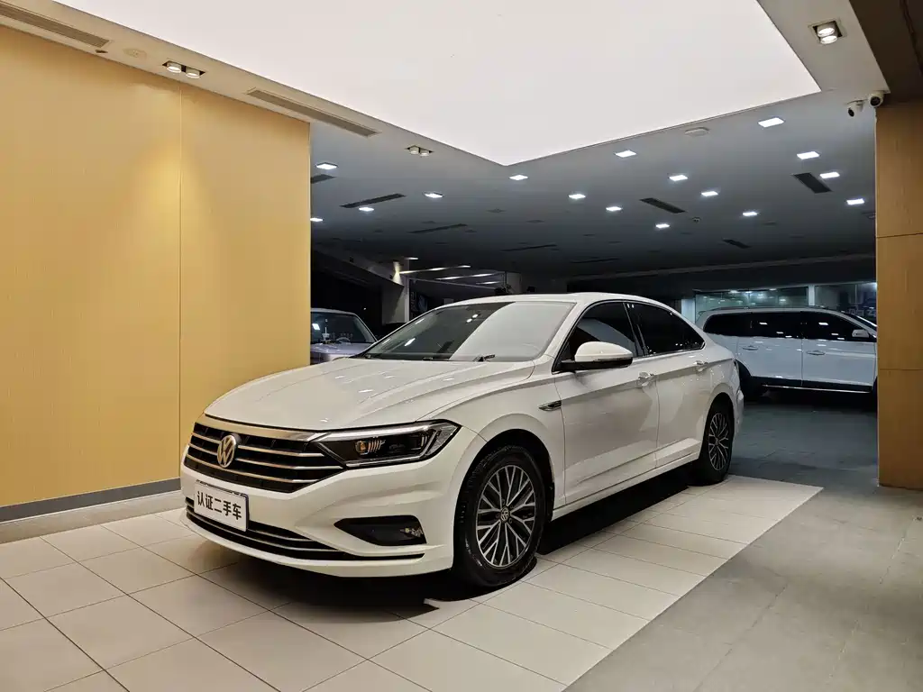 Volkswagen Sagitar 2021