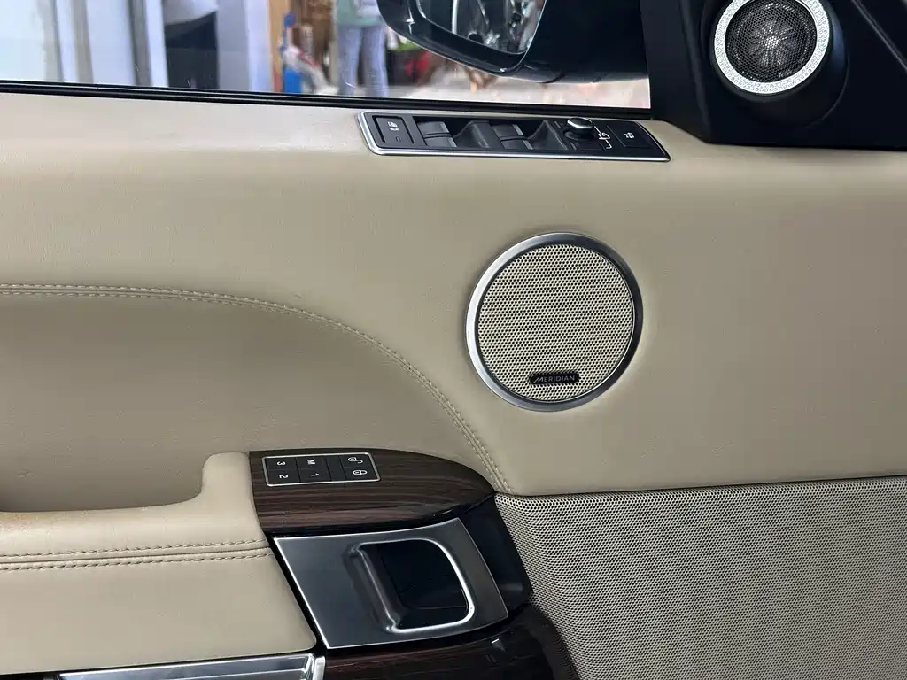 Land Rover Range Rover 2016 — фото 12