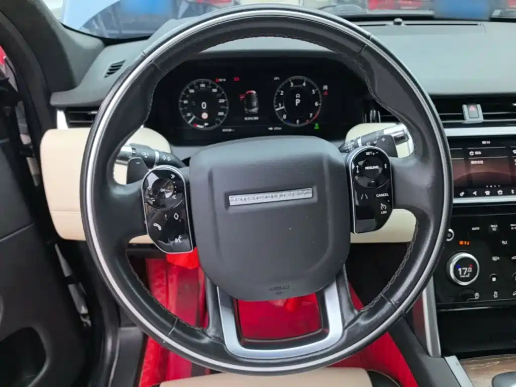 Land Rover Discovery Sport 2021 — фото 11