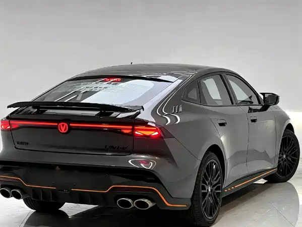 Changan UNI-V 2025