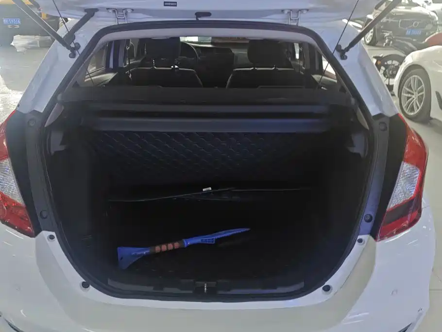 Honda Fit 2019 — фото 4
