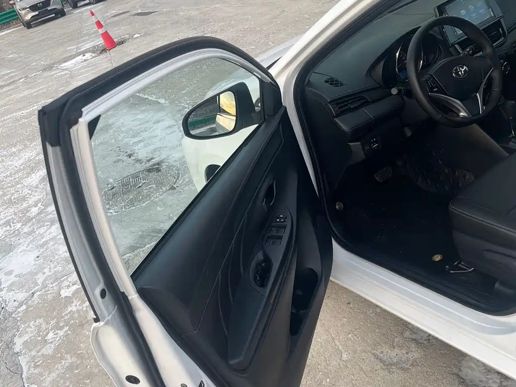 Toyota Vios FS 2022 — фото 14