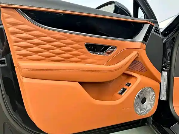 Bentley Flying Spur 2023