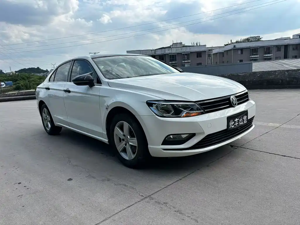Volkswagen Lamando 2015