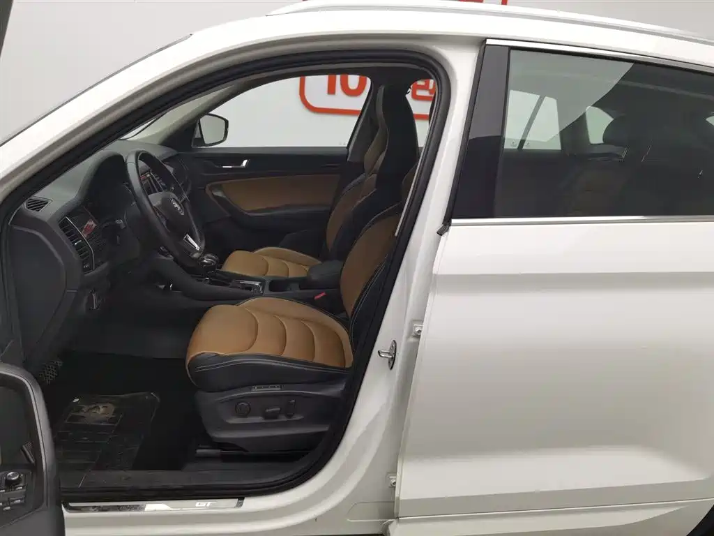 Skoda Kodiaq GT 2021 — фото 10
