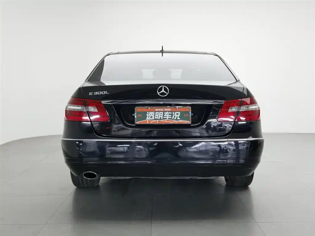 Mercedes-Benz E-Class 2013 — фото 4