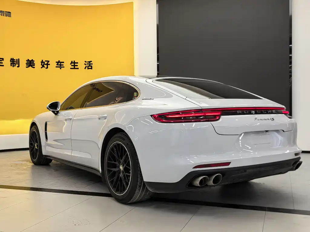 Porsche Panamera 2020 — фото 8