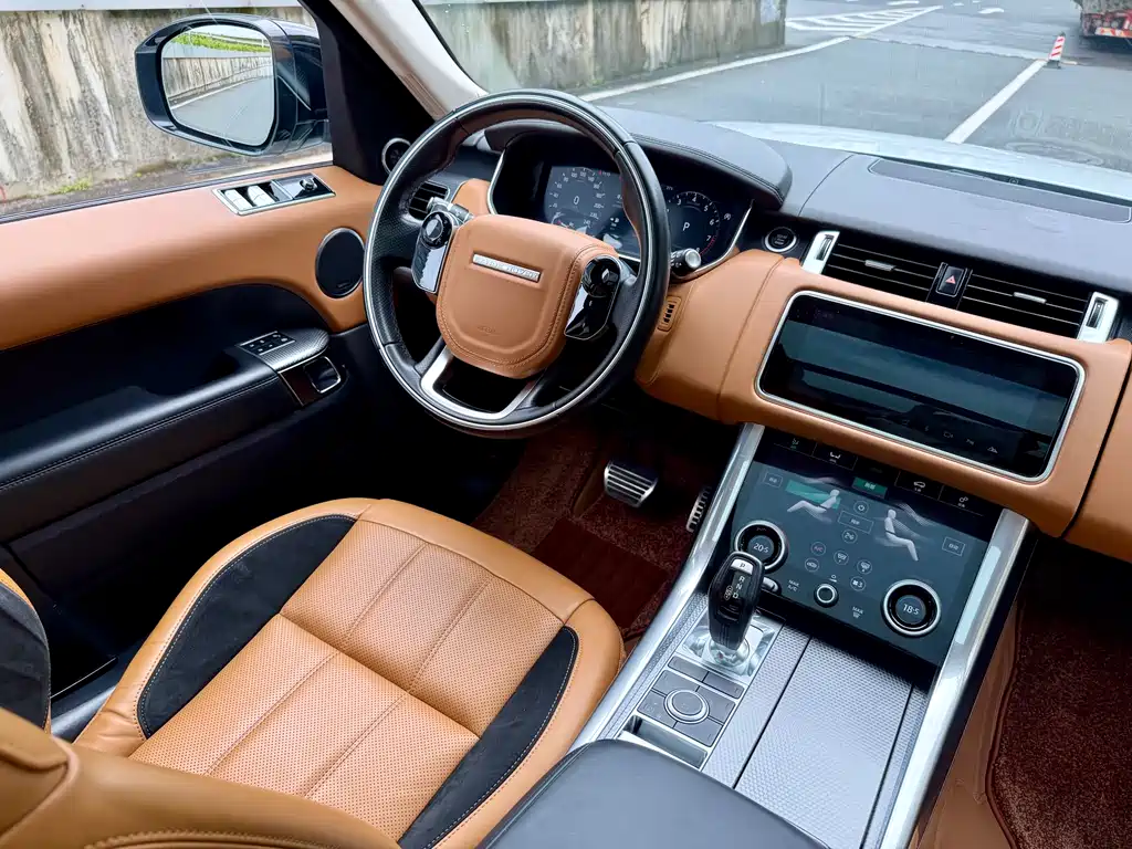 Land Rover Range Rover Sport 2018 — фото 30