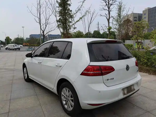 Volkswagen Golf 2015