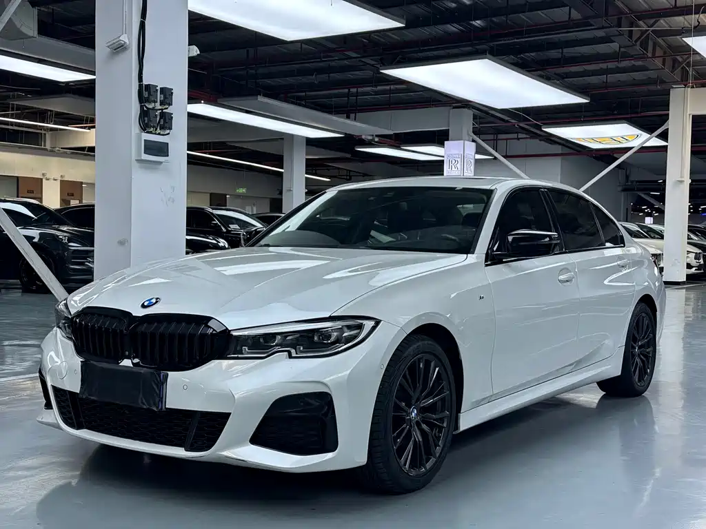 BMW 3 Series 2021