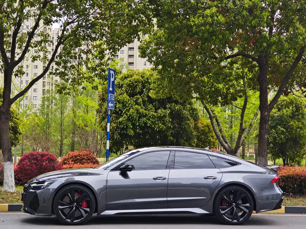 Audi RS 7 2021 — фото 3