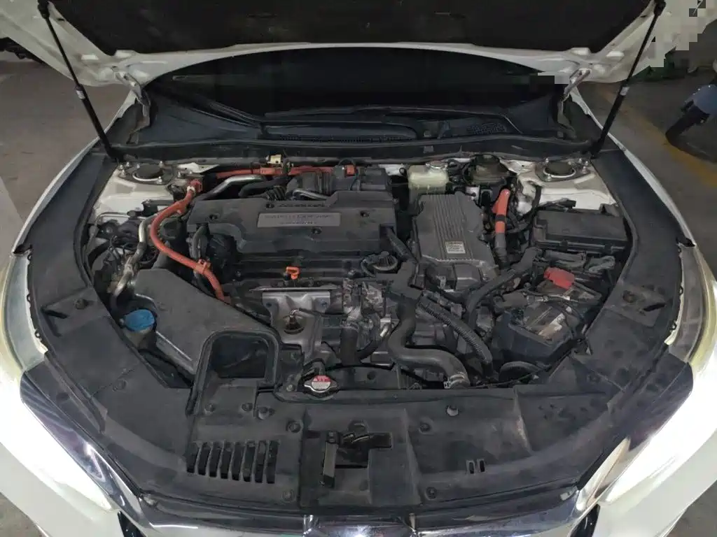 Honda Accord 2018 — фото 11