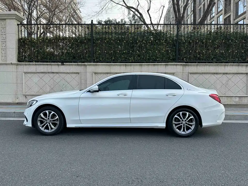 Mercedes-Benz C-Class 2015 — фото 3