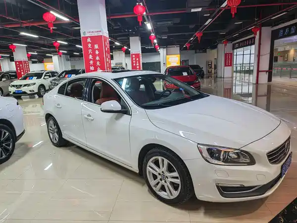 Volvo S60 2014