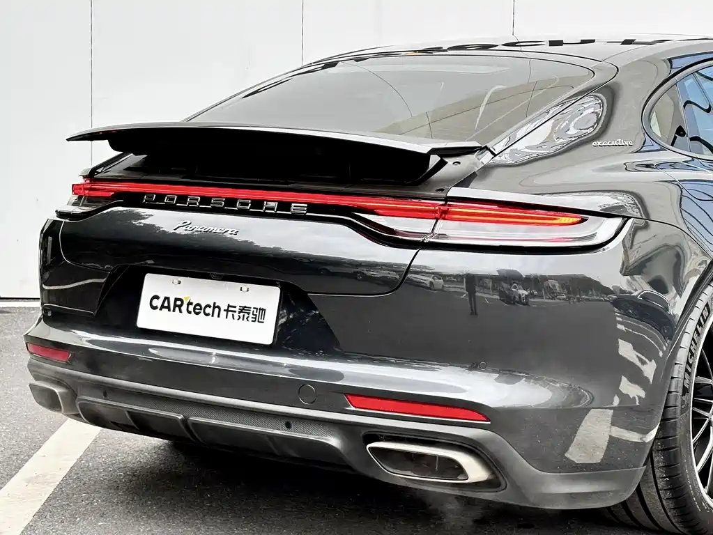 Porsche Panamera 2023 — фото 22