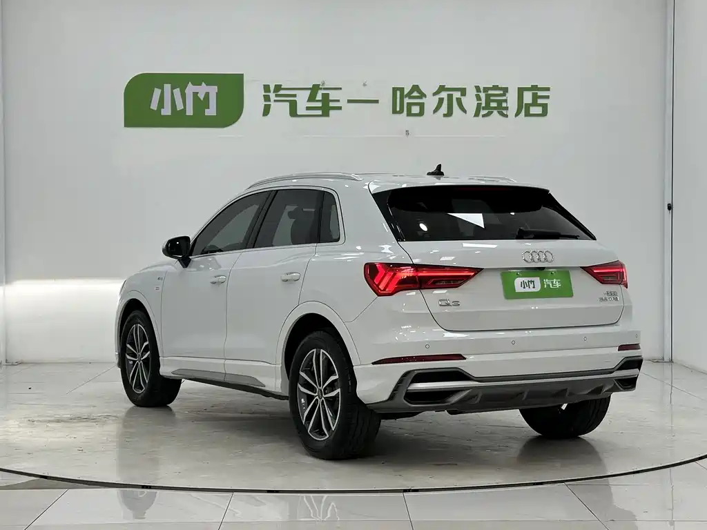 Audi Q3 2023 — фото 4
