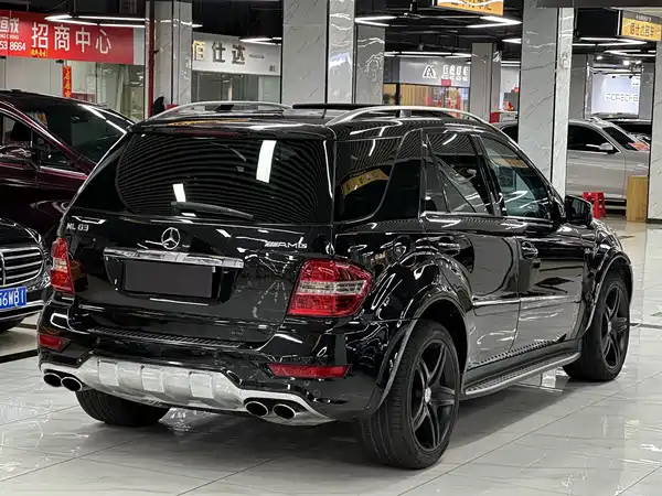 Mercedes-Benz M-Class AMG 2011