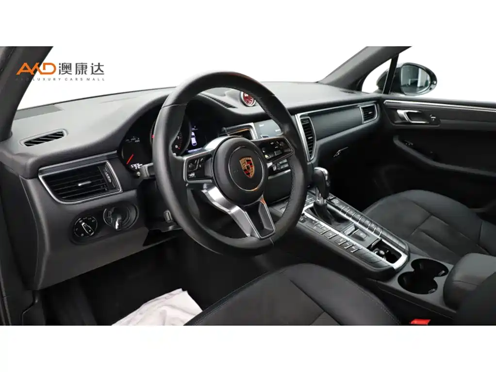 Porsche Macan 2017 — фото 6