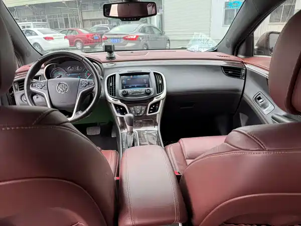 Buick LaCrosse 2013