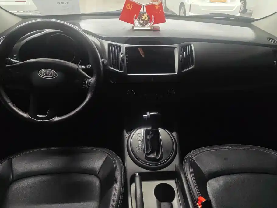 Kia Sportage 2012 — фото 12