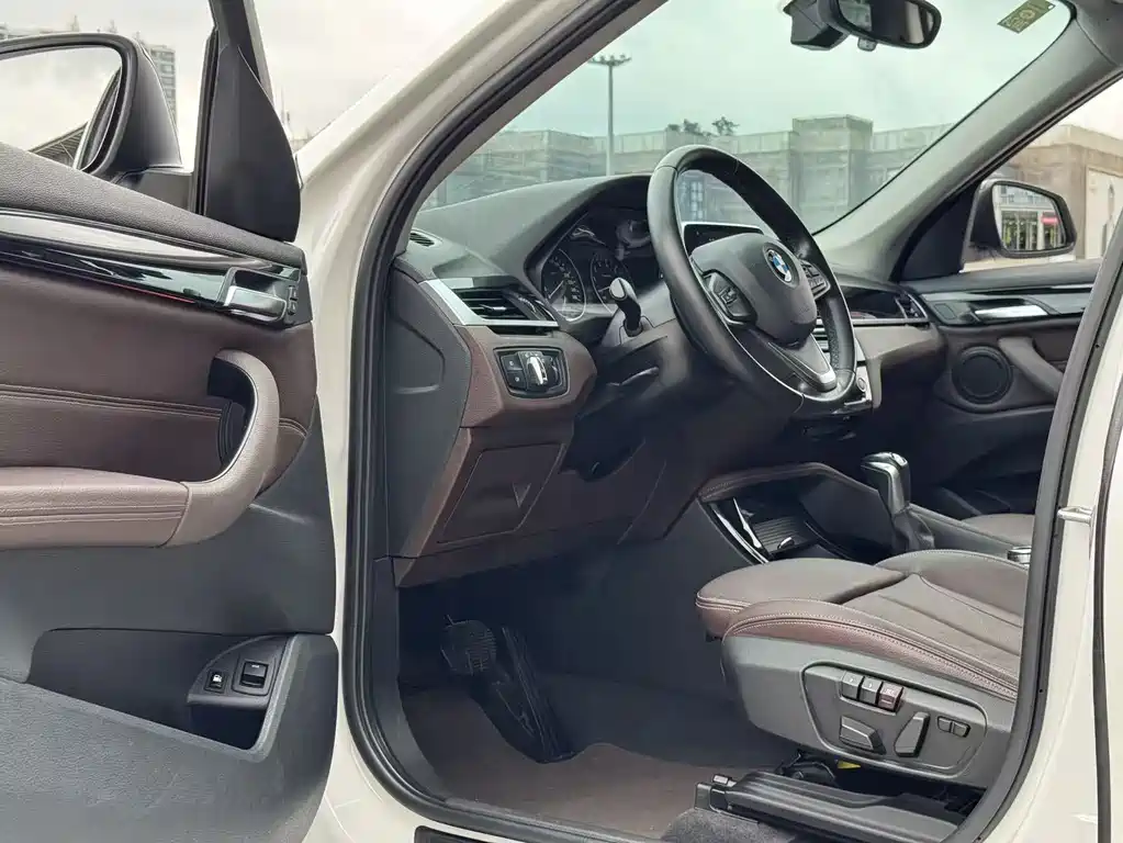 BMW X1 New Energy 2018 — фото 9