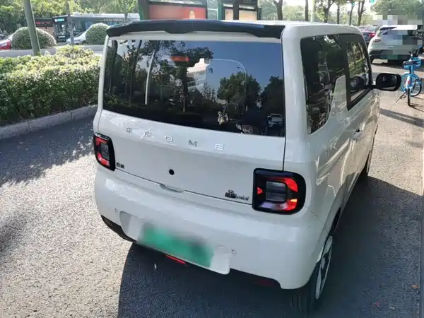Geely Galaxy Panda 2025
