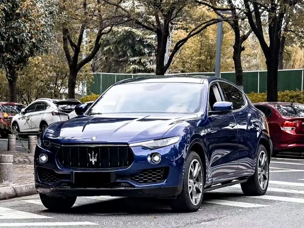 Maserati Levante 2017 — фото 1