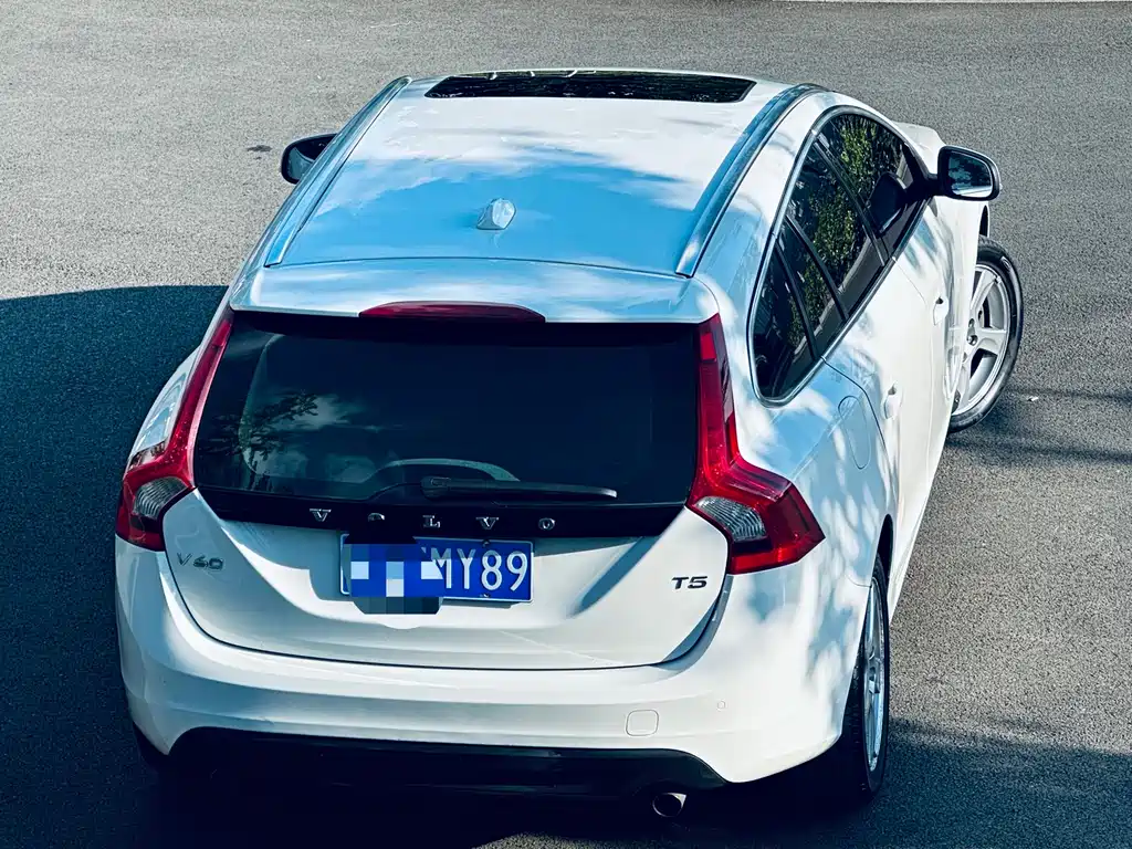 Volvo V60 2013