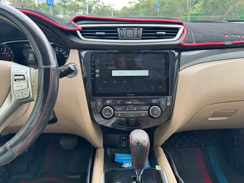 Nissan X-Trail 2015 — фото 19