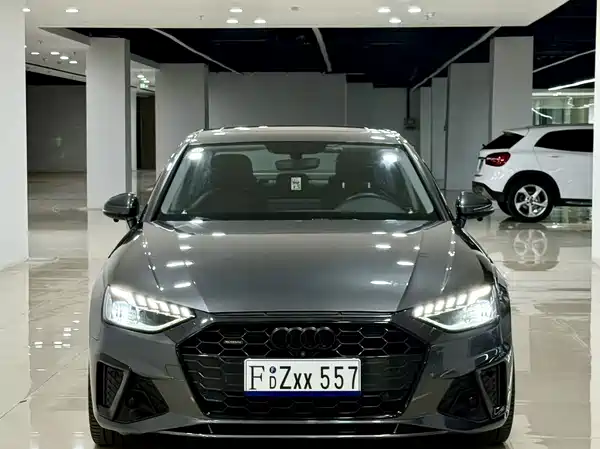 Audi A4L 2021