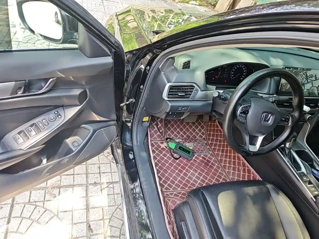Honda Accord 2020 — фото 16