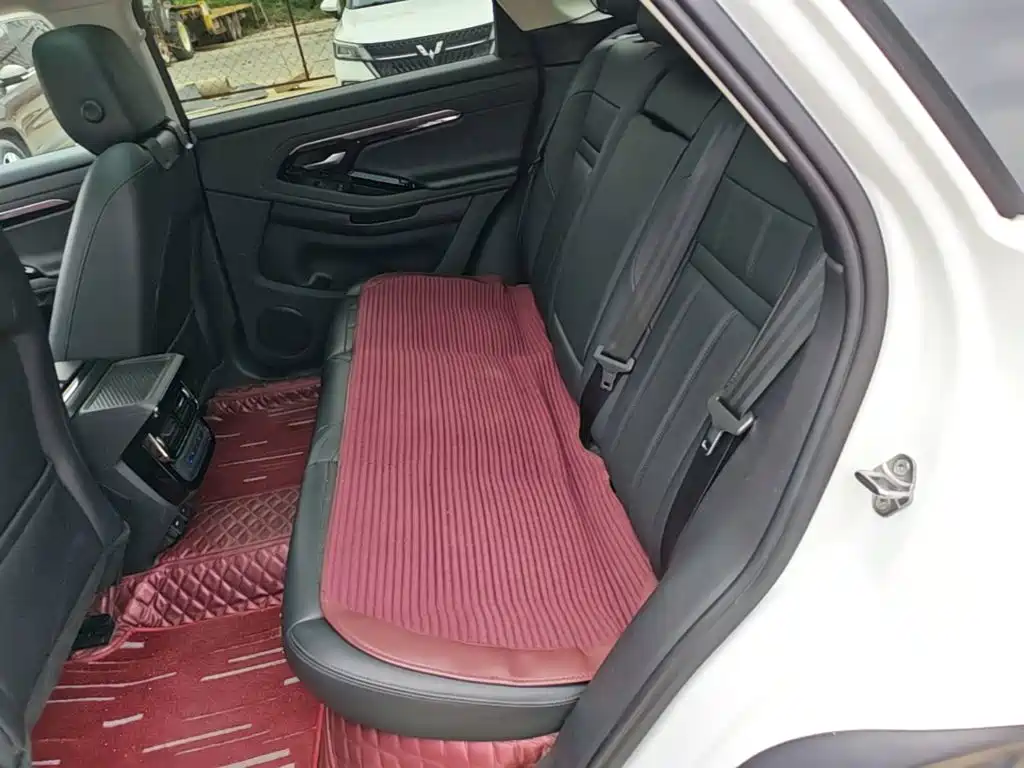 Land Rover Evoque 2022 — фото 17