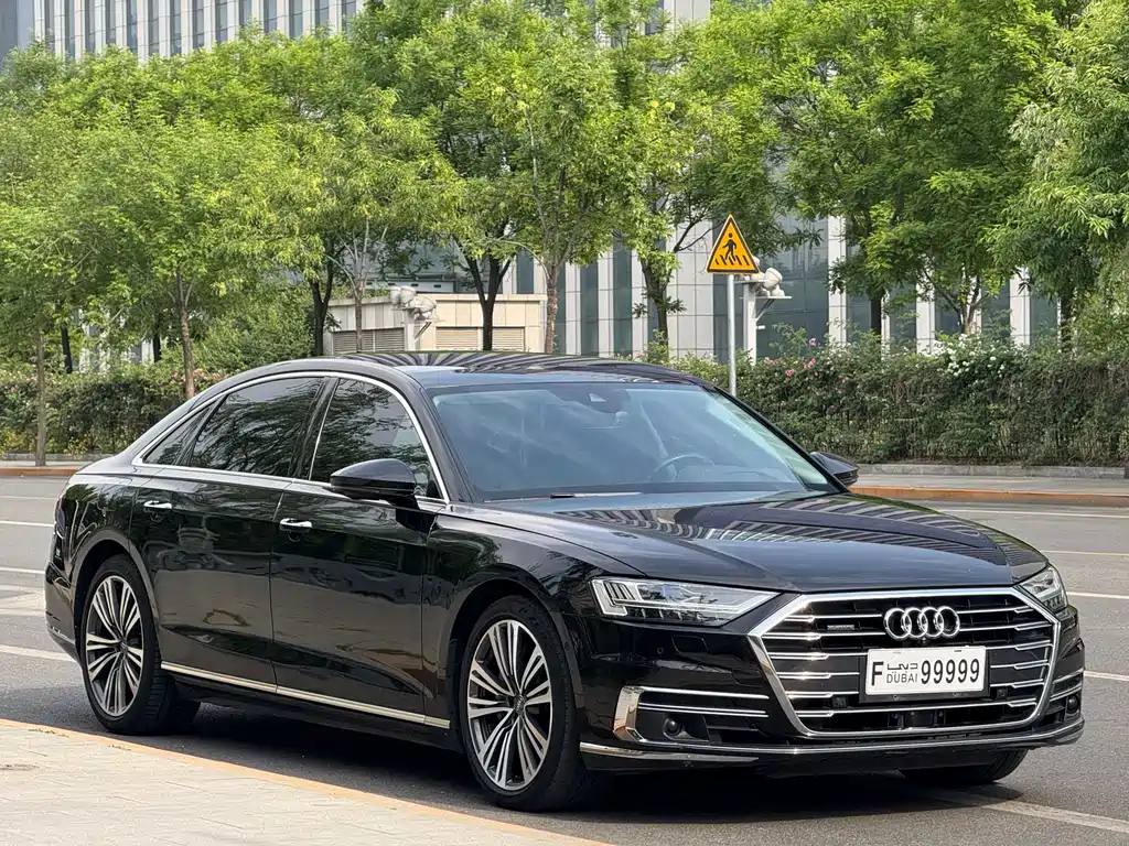 Audi A8 2020 — фото 3