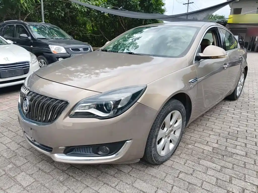 Buick Regal 2015 — фото 1