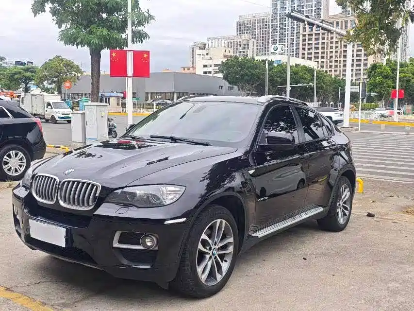 BMW X6 2016 — фото 1