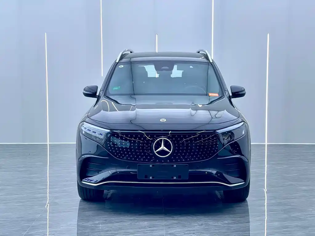 Mercedes-Benz EQB 2025 — фото 2
