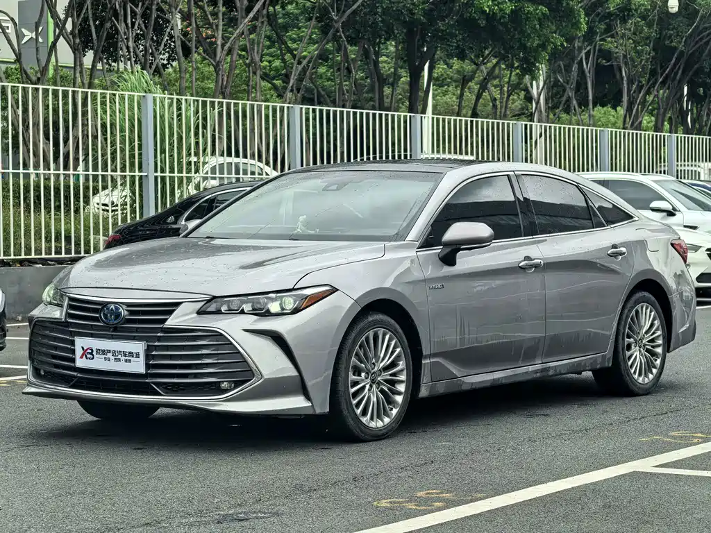 Toyota Avalon 2020 — фото 1