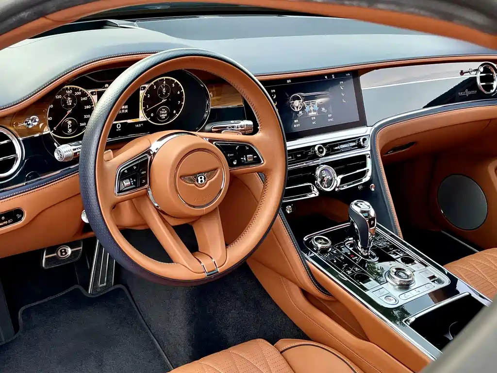Bentley Flying Spur 2021 — фото 19