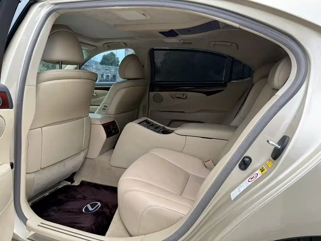 Lexus LS 2007 — фото 10