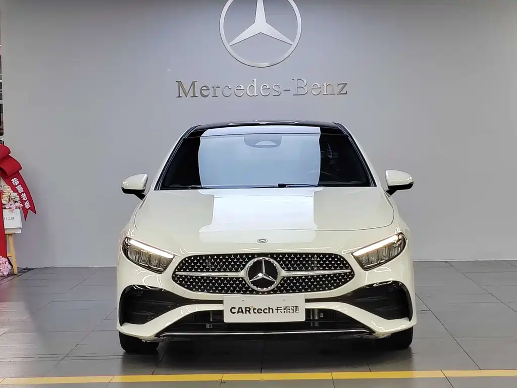 Mercedes-Benz A-Class 2023 — фото 6